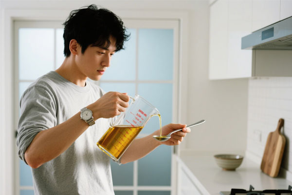 ������(8883��AMG)�ٷ���վ